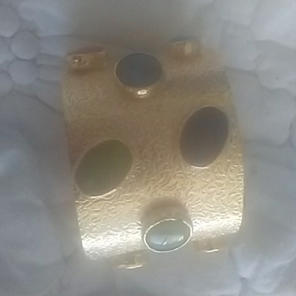 Cuff with semi precious stones